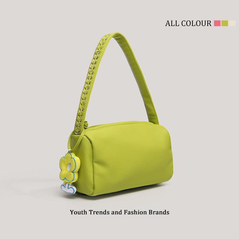 

Small bag women s 2025 new versatile ins niche shoulder underarm bag Korean hand bag square design sense