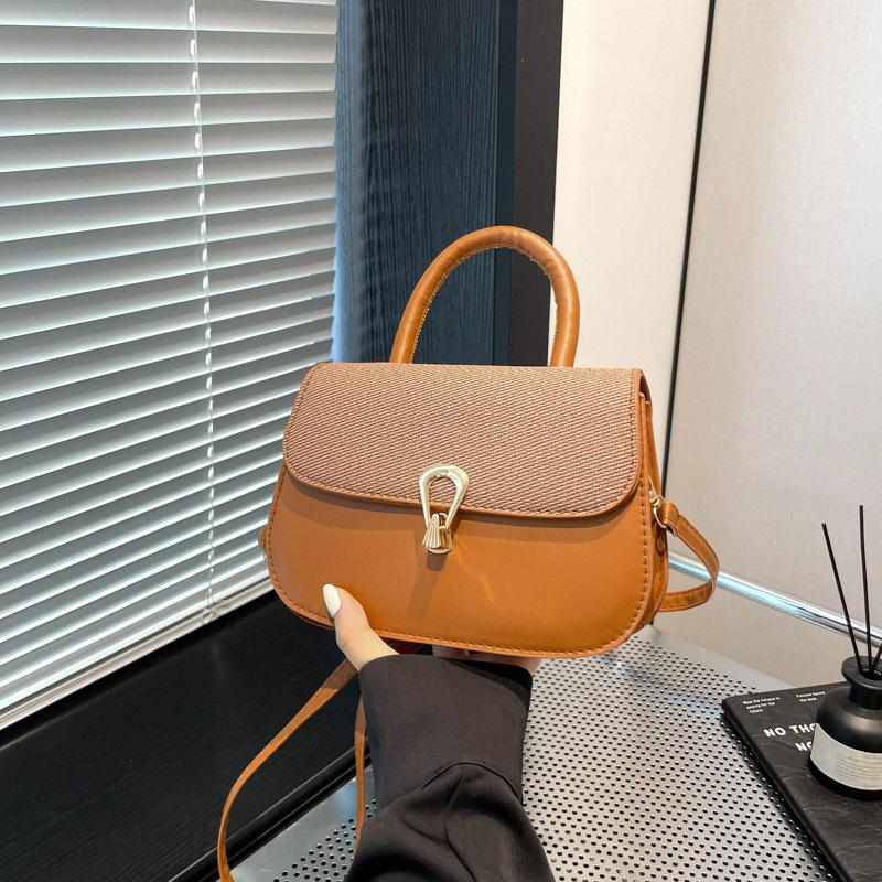 Small Bag New Spring and Summer Fashion Small Square Bag Underarm Commuter Women's Bag Textured Shoulder Messenger Bag