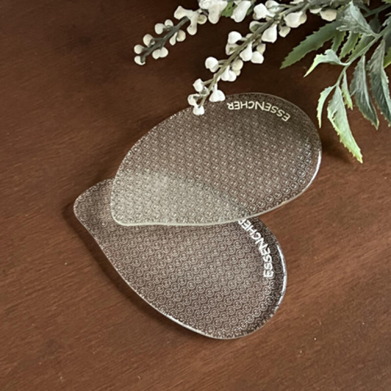 

Glass foot callus remover Glass foot callus remover
