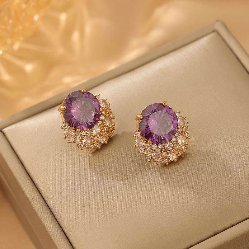 2024 koreanische Version der Damenohrstecker modische einfache leichte Luxus-High-End-Ohrringe Zirkon voller Diamanten vielseitige Ohrringe