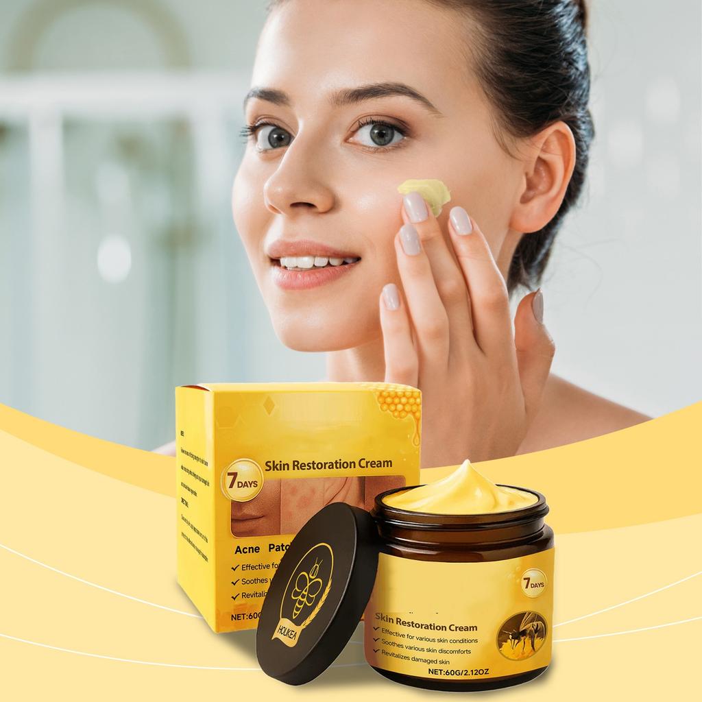 Skin Care Cream Gently Moisturizes And Nourishes The Skin, Making It Bright, Tender And Refreshing