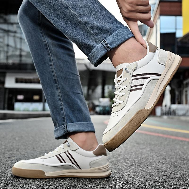 Europe New Shoes for Men Genuine Leather Casual Shoes Striped Flat Skateboard Shoes Fashion Slip-on Sneaker