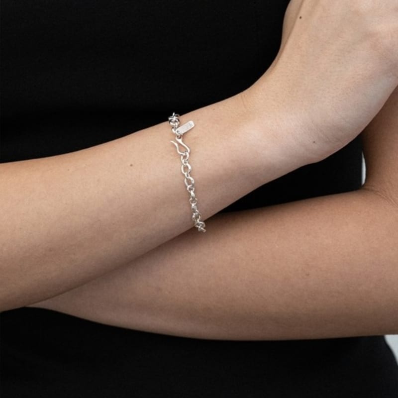 EEY Essential Chain Bracelet