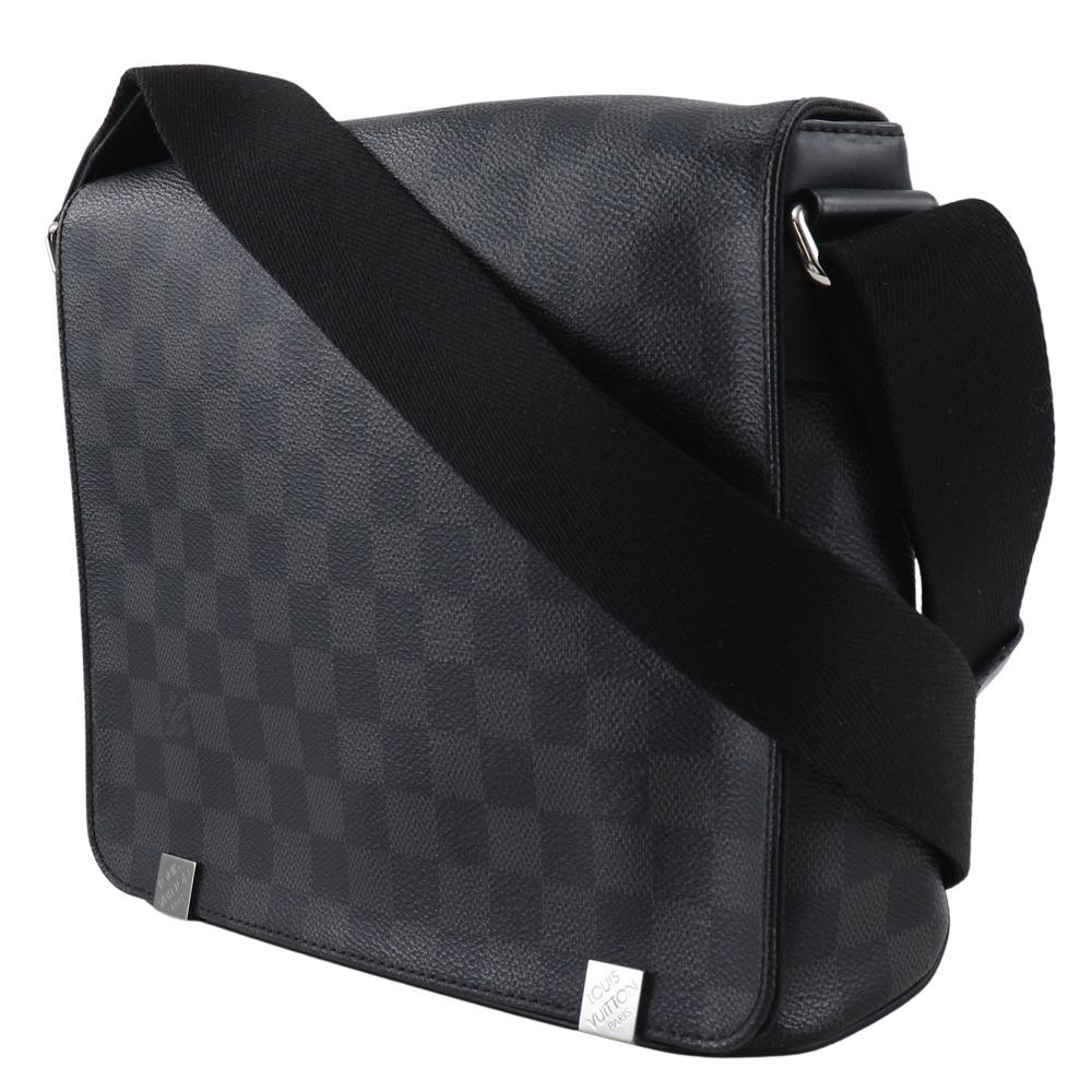 Louis Vuitton District PM Shoulder Bag N41028 Black Damier Grafitto Canvas Mens Used