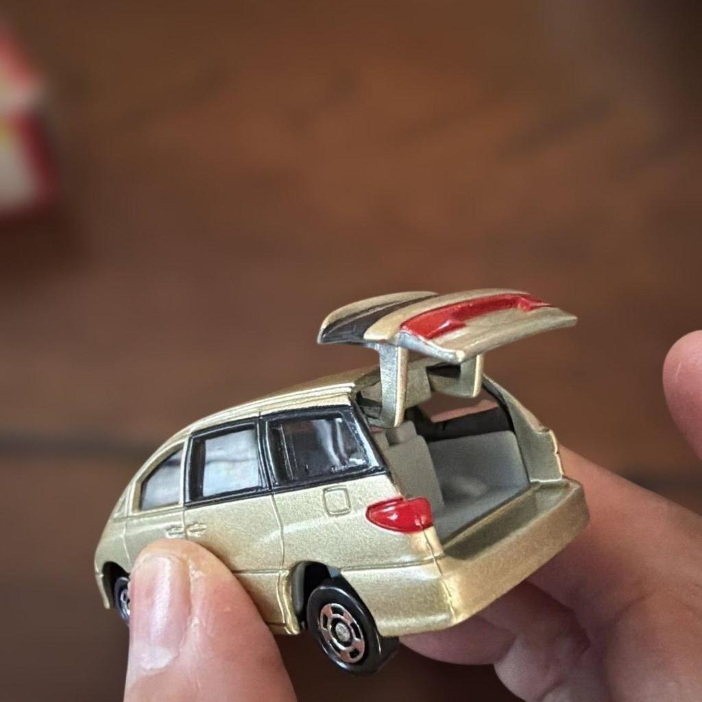 Used Tomica No.99 Toyota Estima First Limited Edition