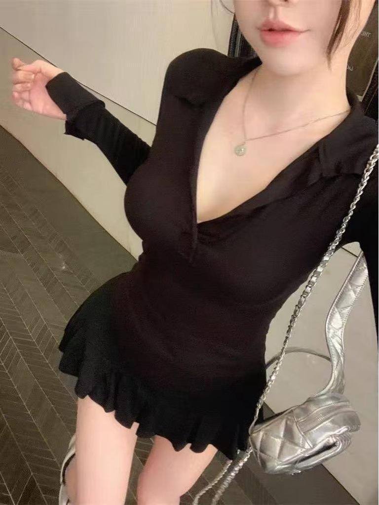 Elegant Deep V-Neck Long-Sleeve Top & High-Waisted Pleated Skort Set