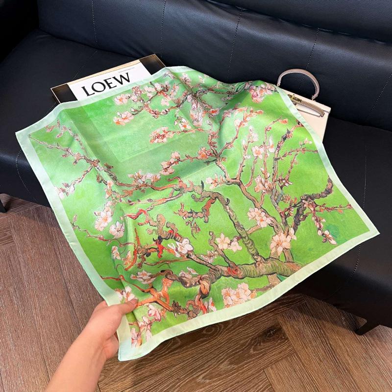 Fashion Black and White Printing Temperament Square Scarf Imitation Silk Korean Version Decorative Scarf Scarf Professional Decorative Shawl Silk Scar