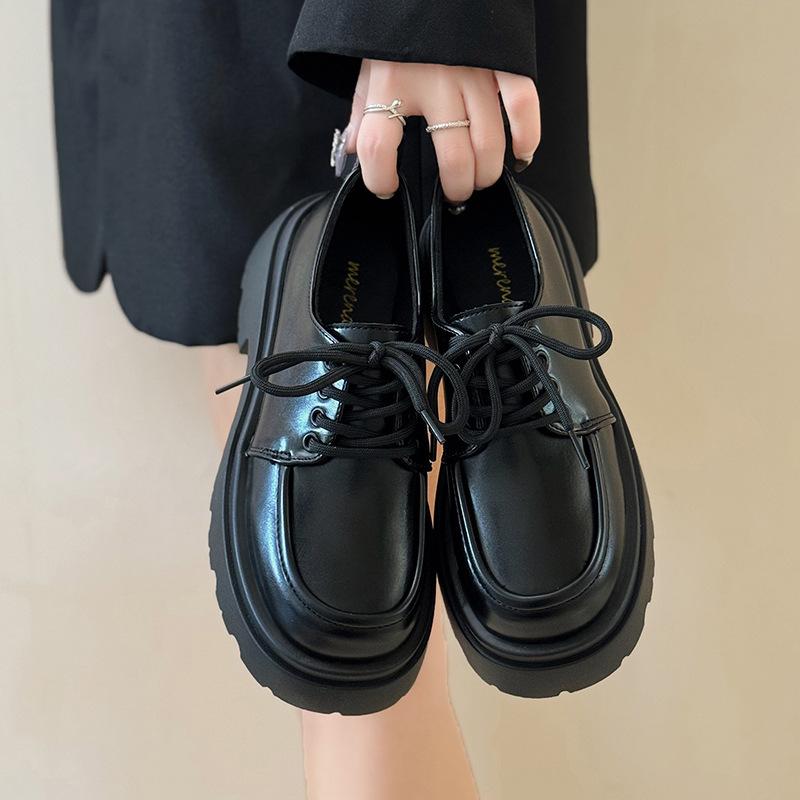 

Platform small leather shoes women s single shoes 2025 autumn new British style black round head height-increasing versatile lace-up loafers 40