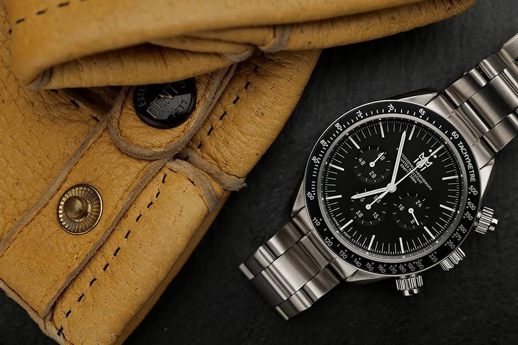 HYAKUICHI 101 Diver's Chronograph Watch, Men's, 20 ATM Water Resistant, No Date, Quartz Movement, Black