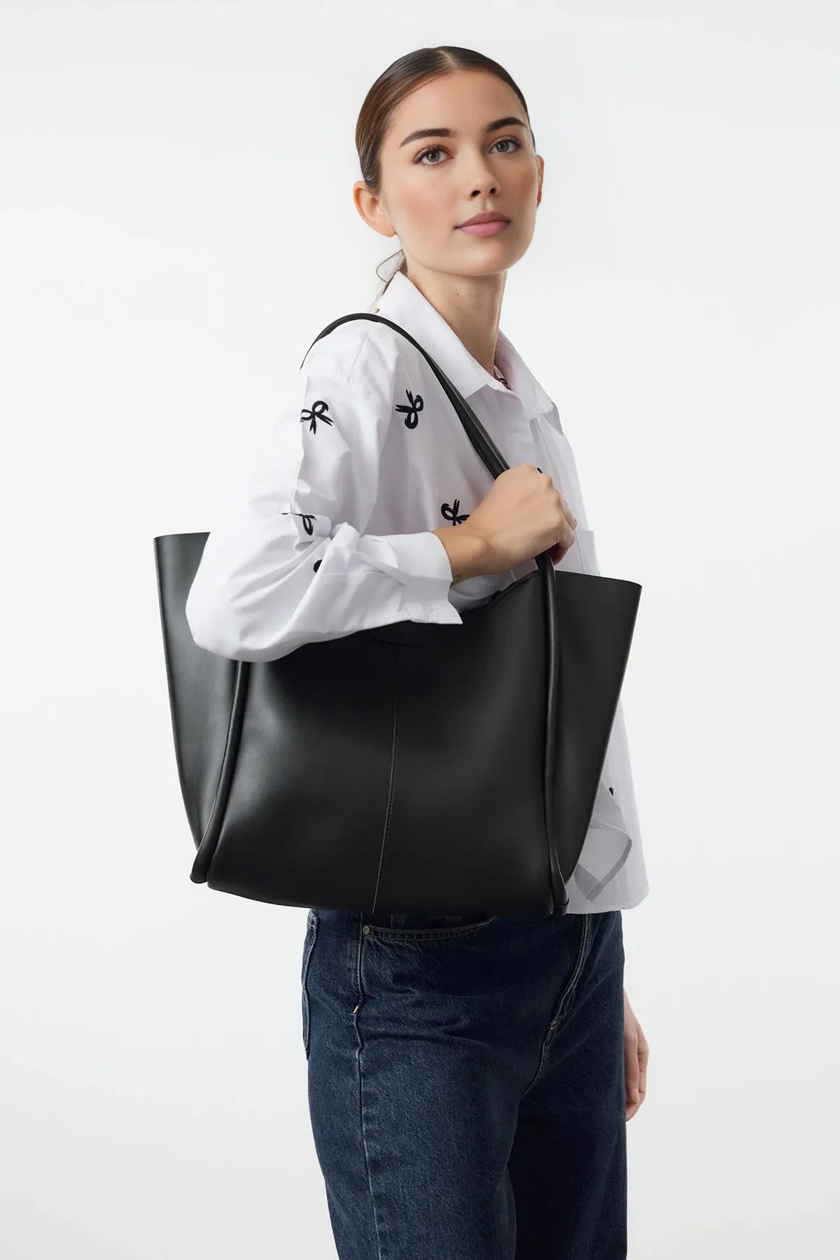 

Black Women s Maxi Tote Shoulder Bag One Size