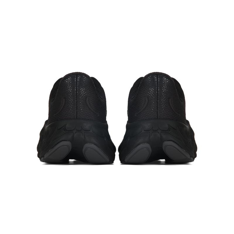 New Balance Fresh Foam Triple Black Sneakers MMORBM4