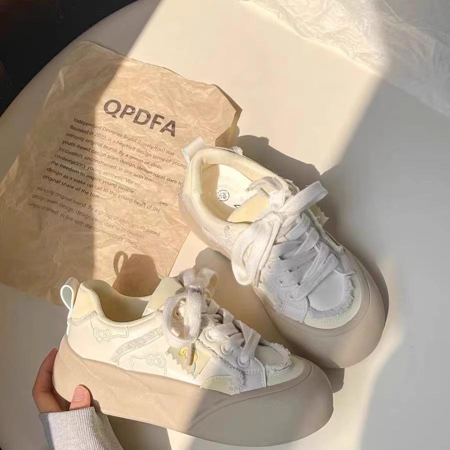 

2025 new thick baseplate shoes women s spring niche versatile round head heightening bread shoes casual student white shoes 40 бежевый