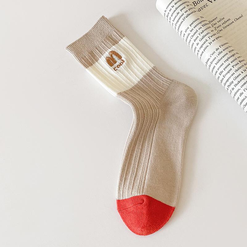 Female Autumn and Winter Warm Trend Embroidery College Wind Tube Socks