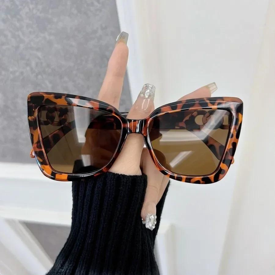 Classic Square Sunglasses Fashion Women Men Retro Stylish Glasses Casual Minimalist Female Male