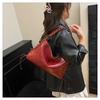 Retro Bag Women's Large-capacity New Autumn and Winter Versatile Niche Shoulder Underarm Bag Woven Commuter Bag