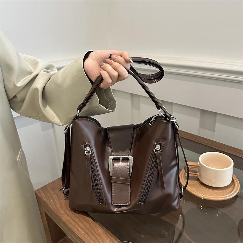 Fashion Temperament One Shoulder Messenger Bag High Value Commuter Bag Tote Bag Casual