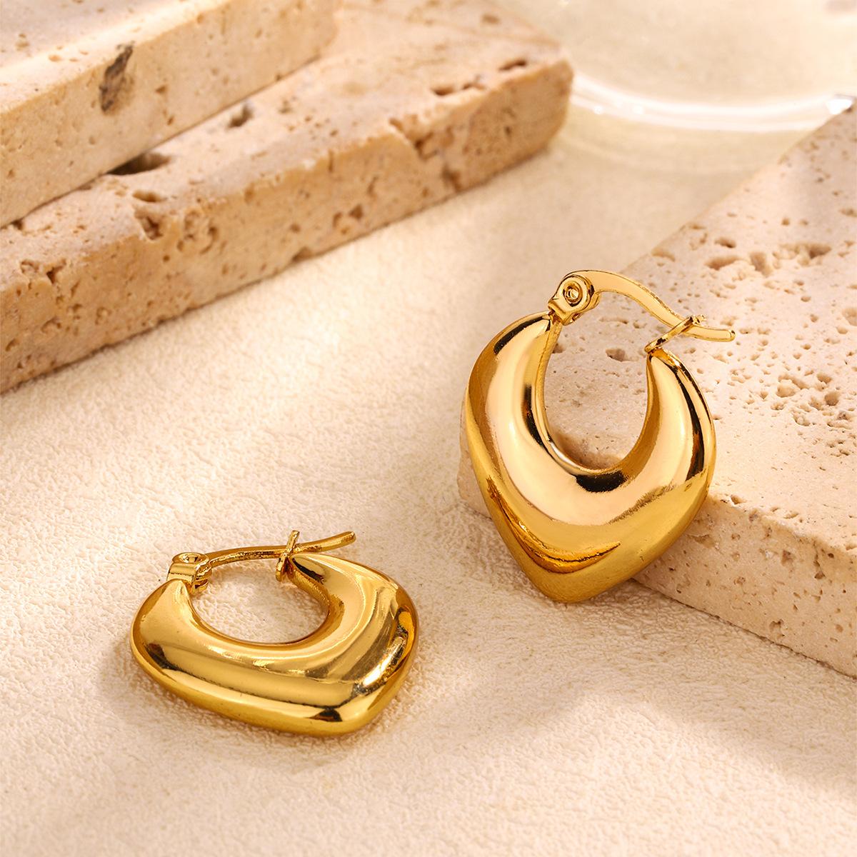 

European and American simple retro design earrings stainless steel studs earrings individual cold wind irregular earrings earrings