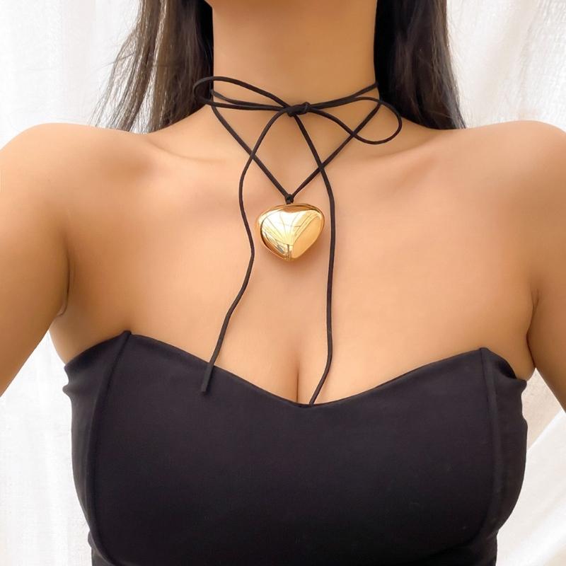 Fashion Punk Necklace Big Love-Heart Pendant Necklace Women Adjustable Wax Rope Chain Necklace Party Jewelry Ornament