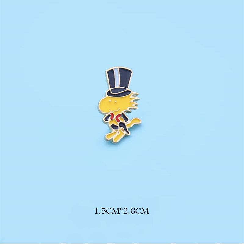 Snoopy Cartoon Brooch: Cute Anime Badge for Bags, Uniforms, Scarves - Creative Gift for Students & Men