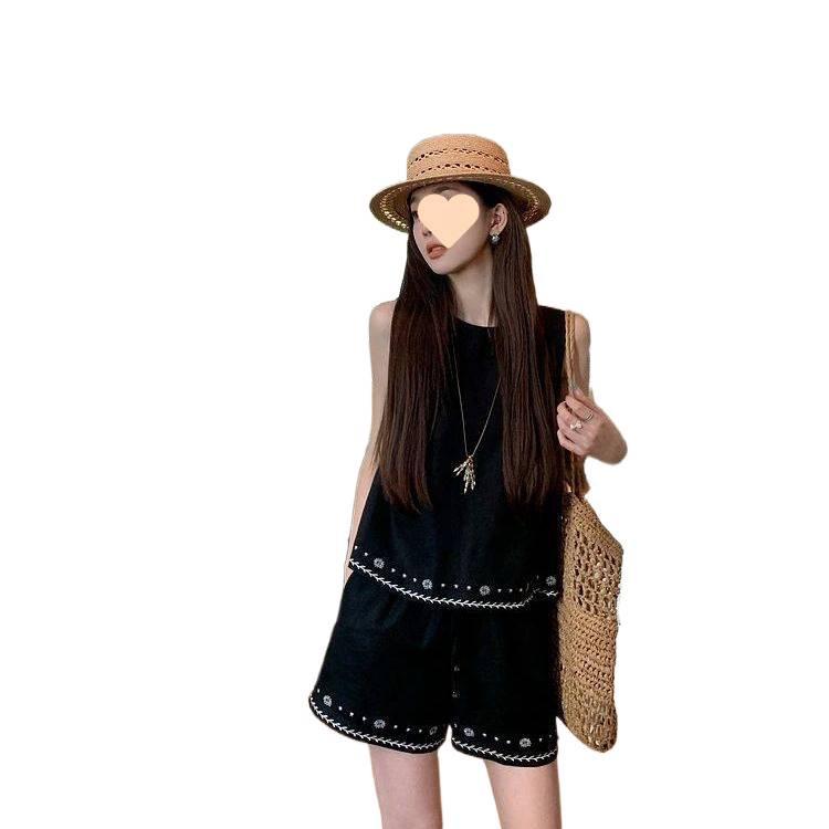 Chic Summer Sleeveless Women's Suit: Elegant Embroidered, Casual & Versatile Two-Piece with Loose Wide-Leg Shorts.