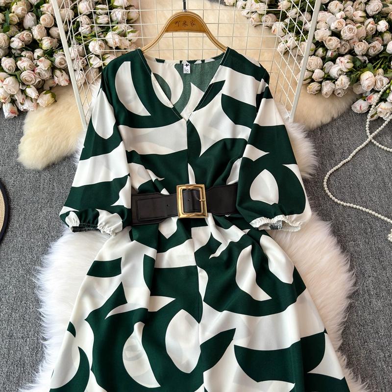 Stil franțuzesc, vară lungă, îmbrăcăminte nouă pentru femei, textura de înaltă calitate, rochie rafinată cu decolteu în V