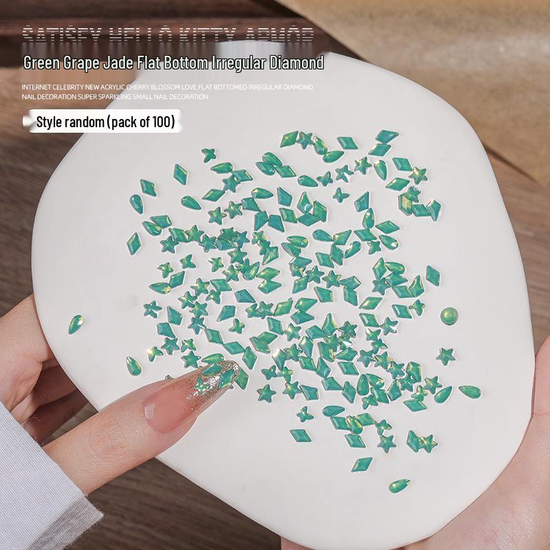 

Смесь акрилового декора для ногтей знаменитостей: Нерегулярные, Супер Блестящие, Маленькие Белые Стразы с Плоским Дном Mixed Approx. 100 pieces