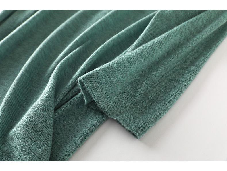 Women's Slim-Fit Half-High Collar Knit Top with Mid-Length Sleeves