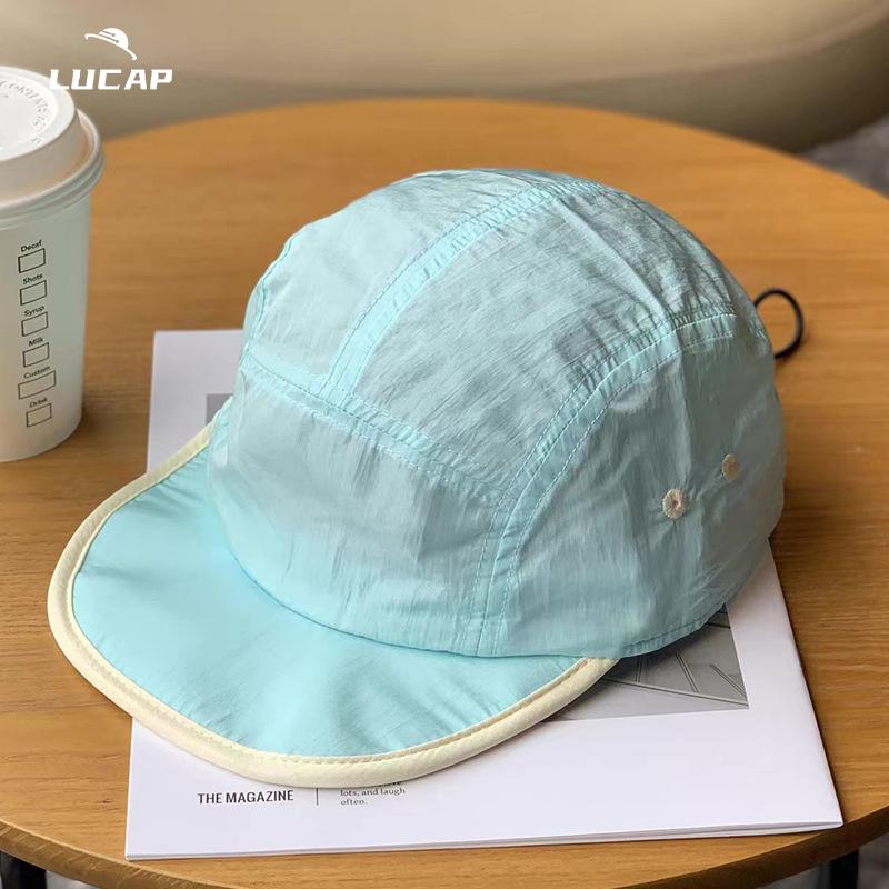 

Light and breathable quick-drying cap Ultra-light satin fabric brim flanging contrasting color refreshing five-piece niche baseball cap Adjustable світло-зелений колір