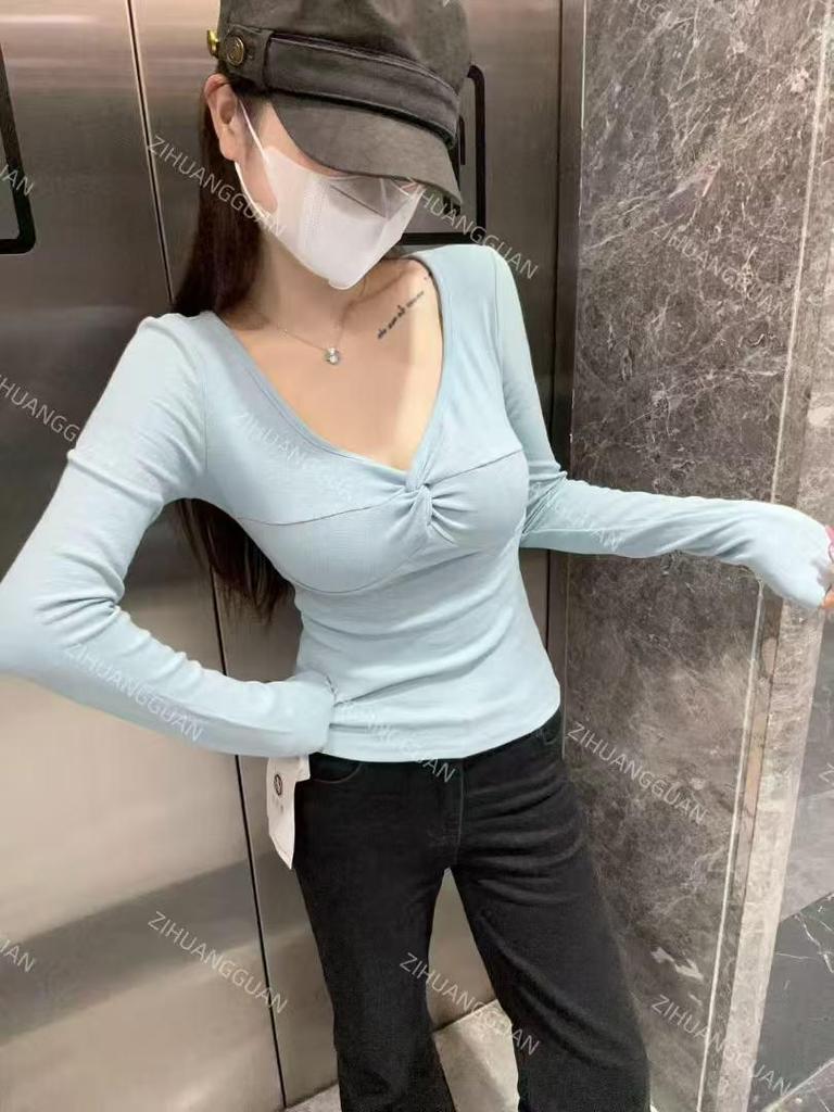 Women's V-neck Twisted Pleated Drop Shoulder Long Sleeve Spring Slimming T-shirt