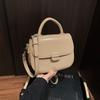 Premium Texture Retro Bag Women's 2025 New Fashion Versatile Messenger Bag Super Fire Portable Small Square Bag Small Bag