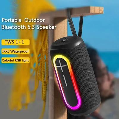 Bunter tragbarer Bluetooth-Lautsprecher mit RGB-Lichteffekt für den Außenbereich mit Subwoofer-Soundsystem mit Lanyard