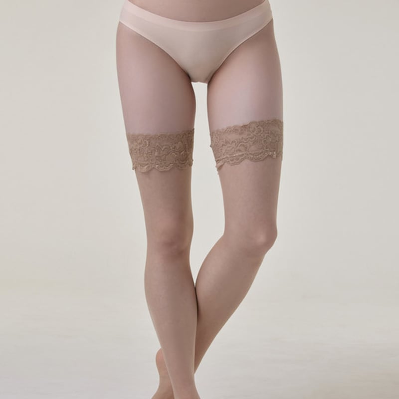 

HUGDAY [20 Ден] Чулки выше колена с кружевом black