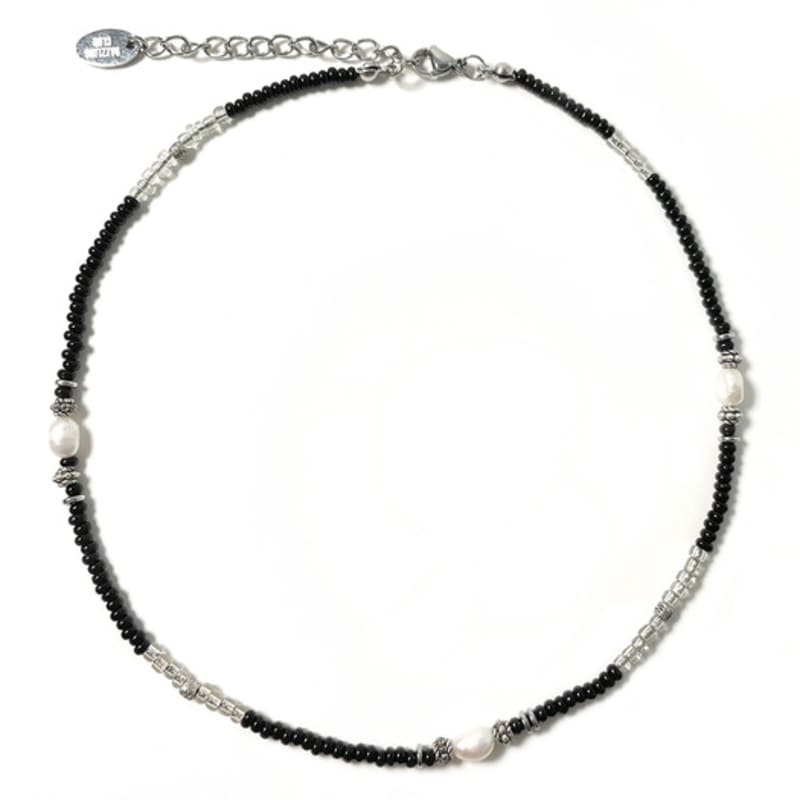 

Dazzling Club Black Beads Pearl Necklace s