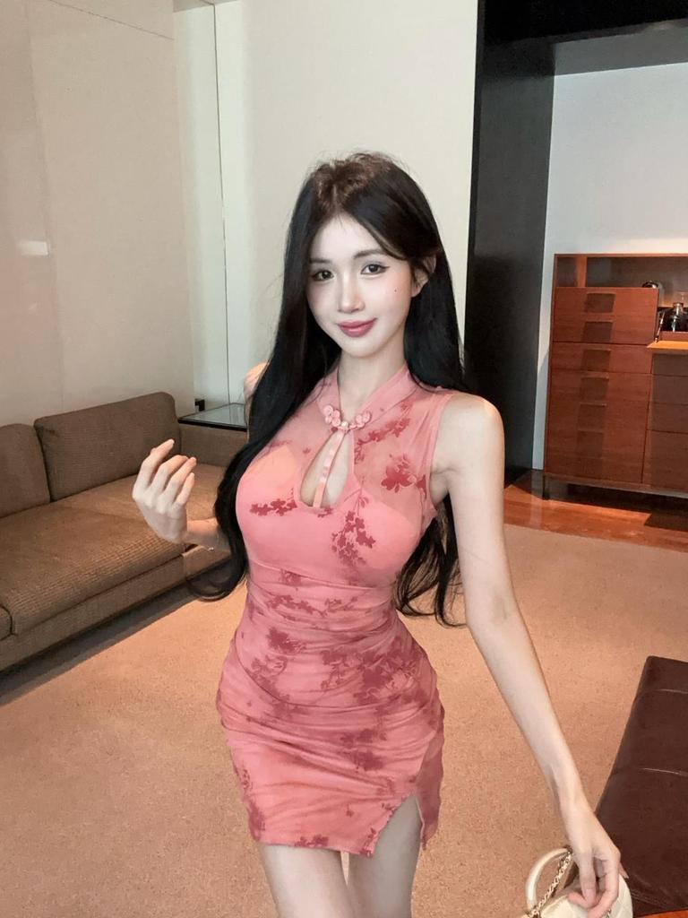 Slim Fit Cheongsam Sleeveless Bodycon Dress for Women