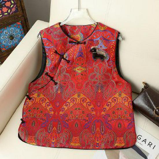 

Spring/Autumn Embroidered Frog Button Vest and Shawl for Women 50+ - Chinese Style, Age-Reducing 4XL красный
