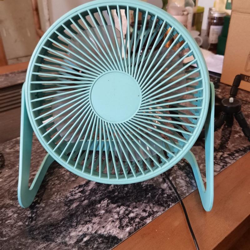 Leiser Schreibtischventilator - Kompakt, Starker Wind, Tragbarer Tischventilator für Büro, Wohnheim oder Zuhause