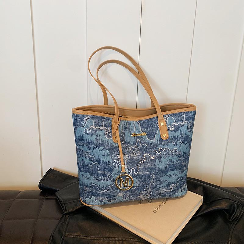 Ielgy Design Contrast Color Large Capacity Work Commuter Tote Bag All-Match Casual Shoulder Bag