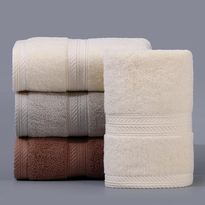 High-Quality Embroidered Astronaut Pure Cotton Towel - Thick, Absorbent, and Ideal for Adults