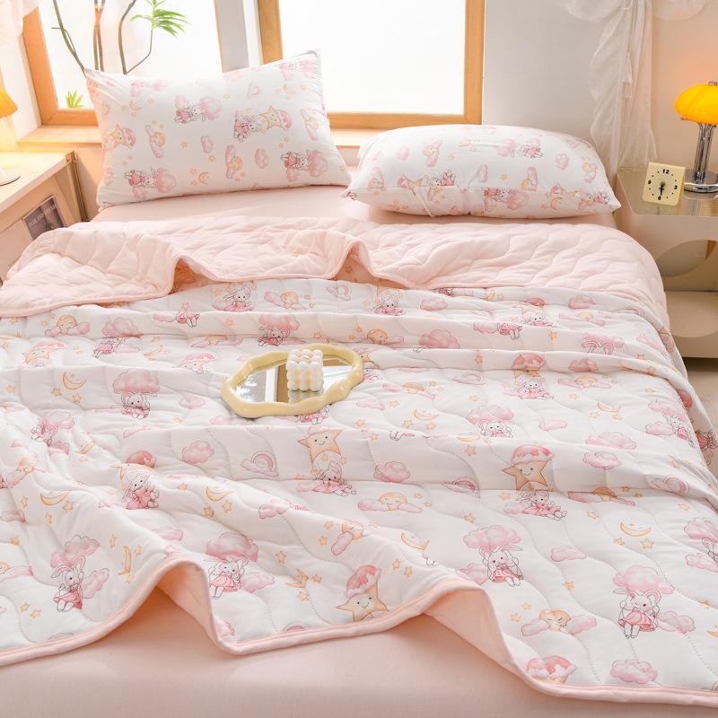 Spring Summer Thin Quilt 150X200Cm/180X200Cm Soft Lightweight Blanket Student Dormitory Cool Air Conditioning Quilt Washable