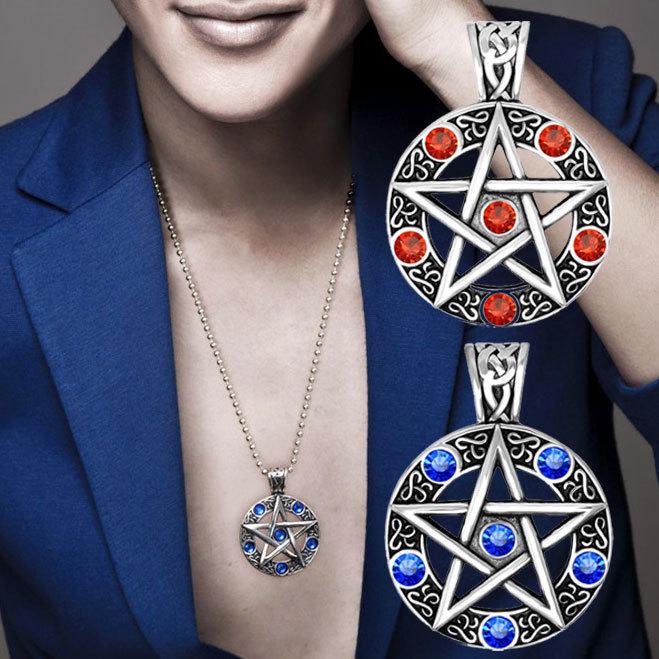 Collana Pendente Stella in Titanio Energia Cosmica 2023 - Moda Retro Unisex.