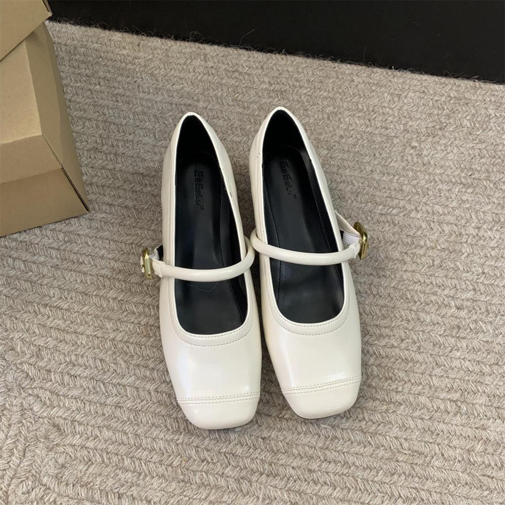 Small inner height increase silver Mary Jane shoes women's spring 2025 new French round head light mouth single shoes