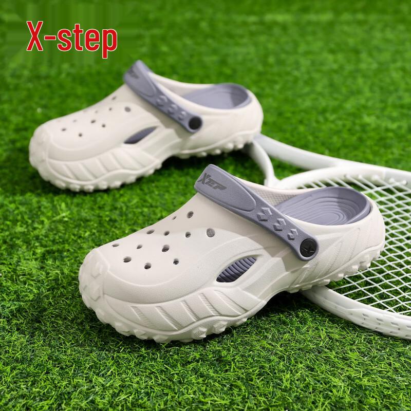 XTEP Men s Sport Slides A070 44-45