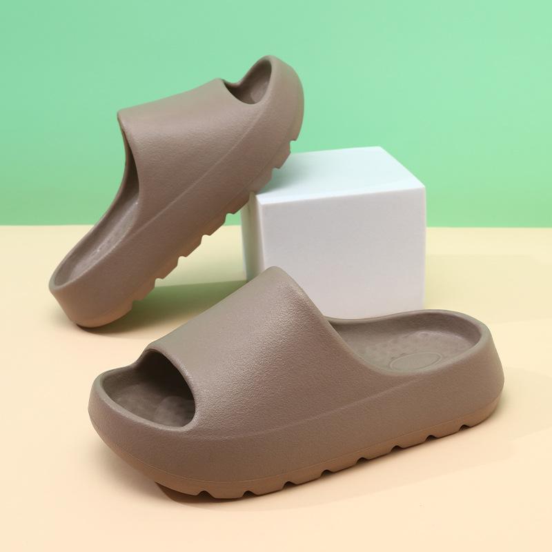 

Детские стильные тапочки для девочек, удобная домашняя летняя обувь для помещений, разных цветов 4041 коричневый