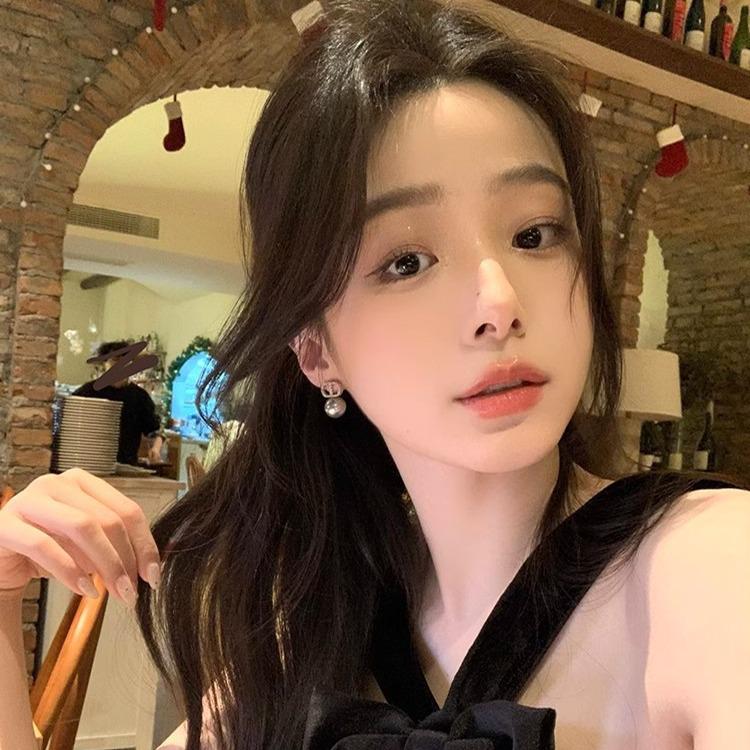 Süße Reiche Dame CD Perlen-Clip-Ohrringe - High-End Luxus-Ohrstecker für Damen, Perfekt für Herbst/Winter, Kein Piercing erforderlich