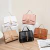 Fashi PU Leather Bags for Women Alligator Pattern Armpit Handbag Tassel Female Chain Small Underarm Messenger Bag Purse