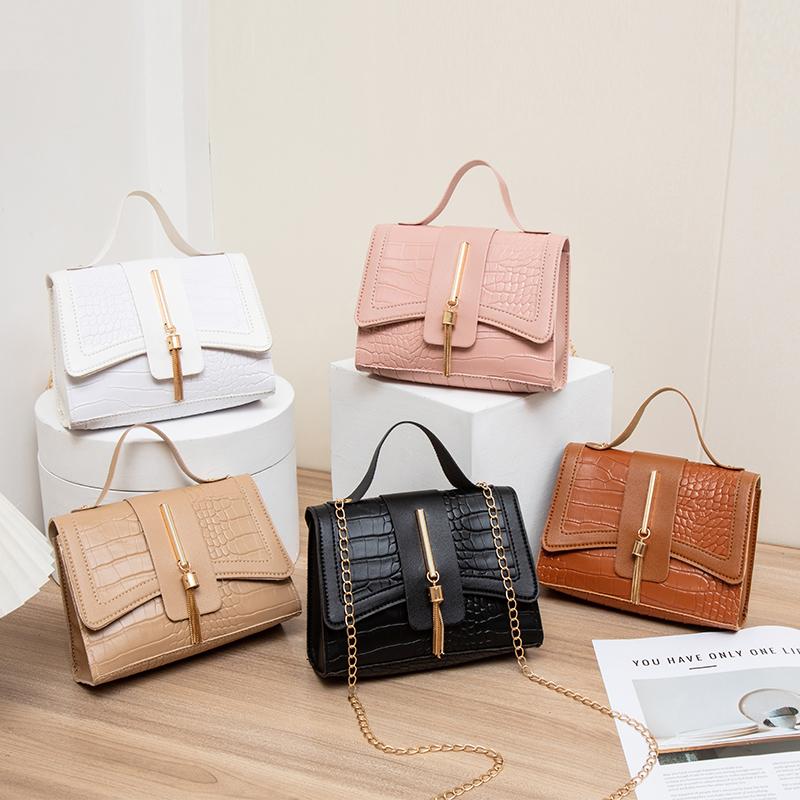 Fashi PU Leather Bags for Women Alligator Pattern Armpit Handbag Tassel Female Chain Small Underarm Messenger Bag Purse