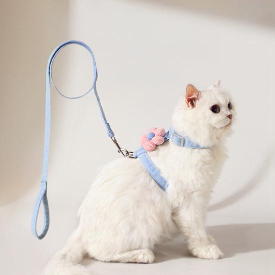 Conjunto Coleira e Peitoral para Gato para Passeio Ajustável Camada Dupla Peitoral para Animais de Estimação com Decoração de Flores Coleira e Guia para Animais de Estimação à Prova de Fuga