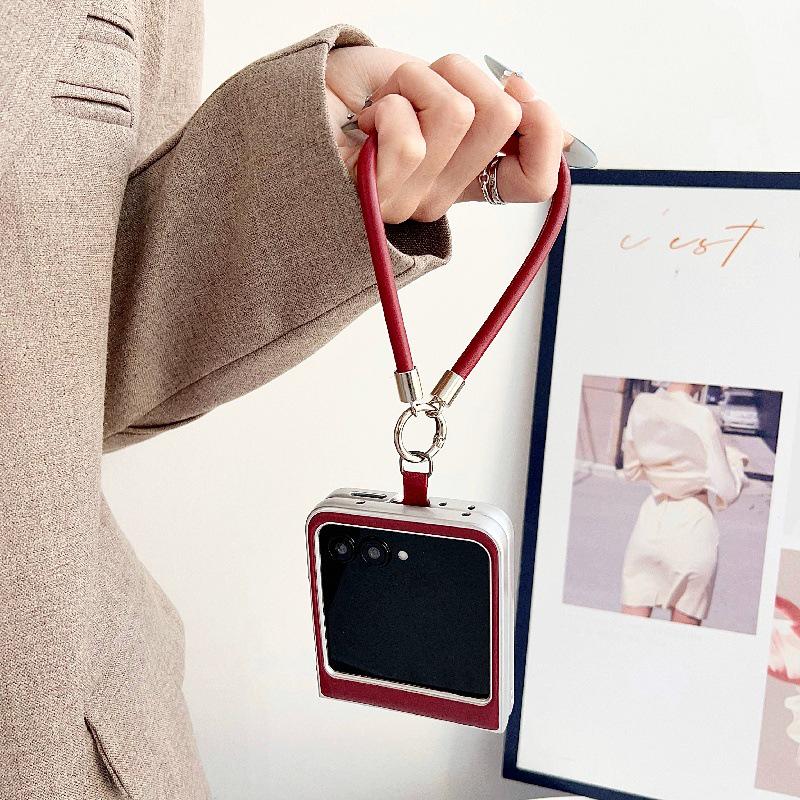 Fashionable Bowknot Motorola Razr60 Drop-proof Foldable Phone Case with Anti-lost Rope.