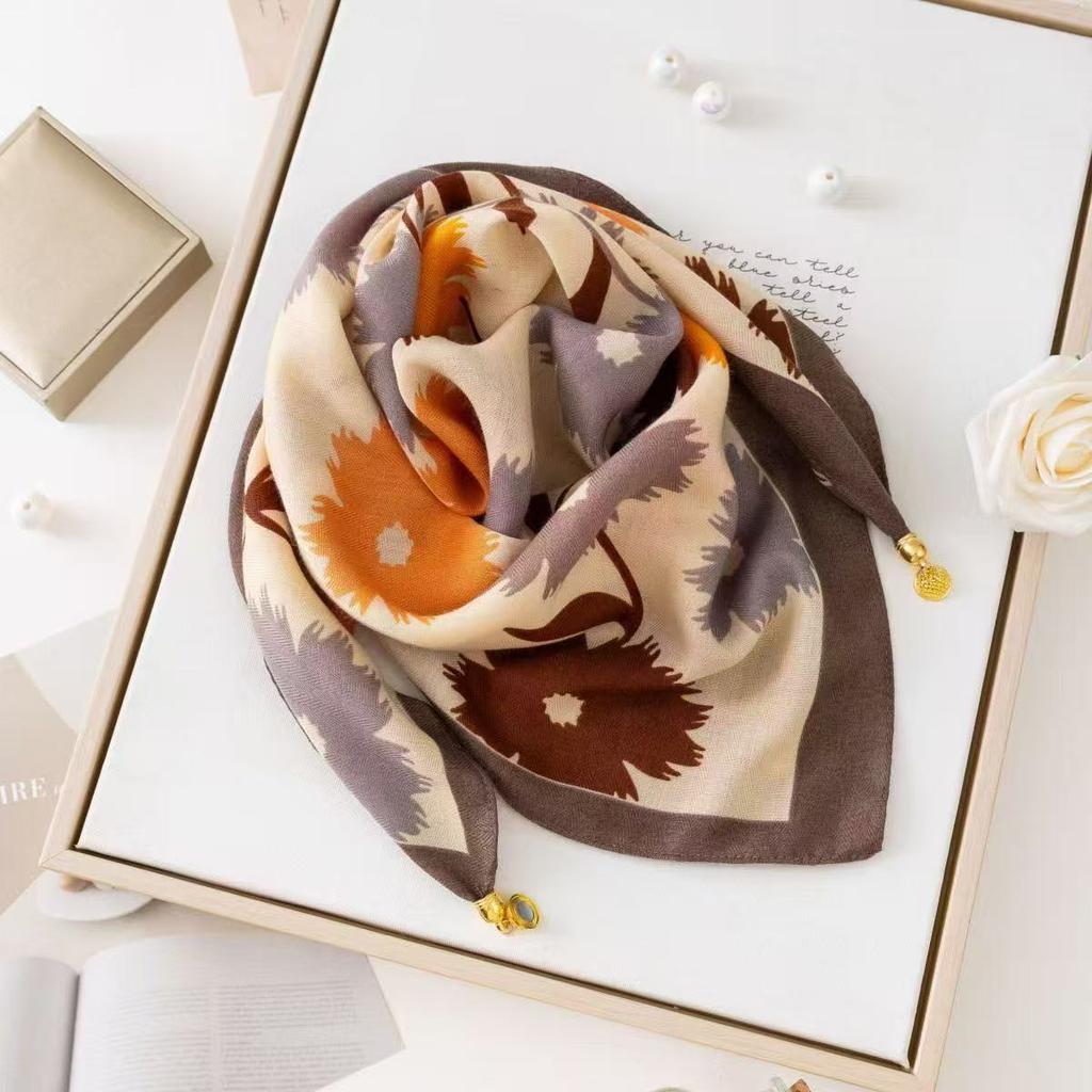 Winter Warm Scarves, Shawls, Classic Plaid Straps, Cardigans, And Warm Blankets For External Use