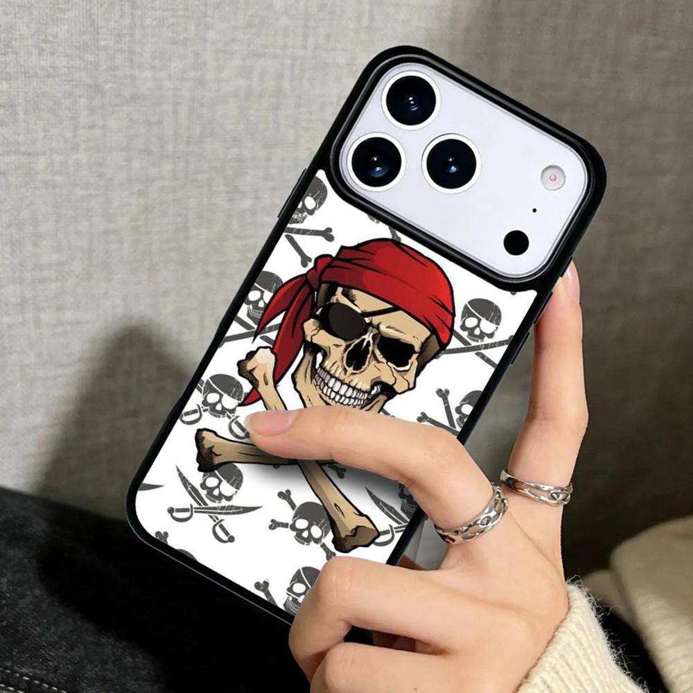 Capa Case for iPhone 17 Air 16 Pro Max 15 Plus 11 13 Mini 14 12 Back Phone Cover Pirate Skull